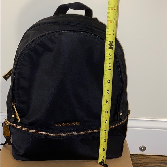 Black Michael Kors backpack - Picture 2 of 8